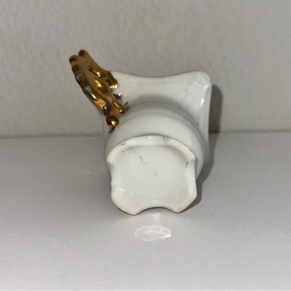 Floral Porcelain Candleholder with Gold Handle - Picture 5 of 5